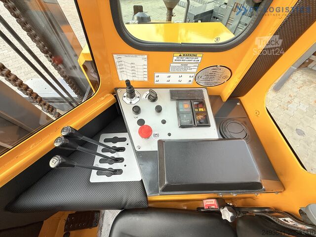 Keturių krypčių šakinis krautuvas Combilift C4000 DIESEL DUPLEX-4100 FORK-POSITIONER