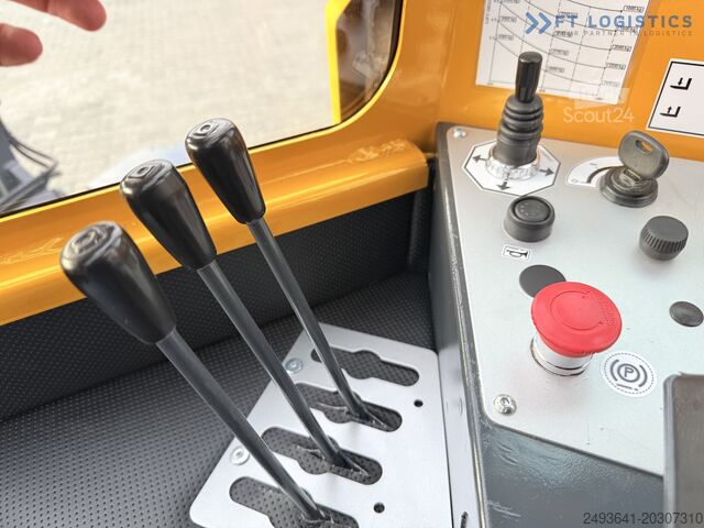 Keturių krypčių šakinis krautuvas Combilift C4000 DIESEL DUPLEX-4100 FORK-POSITIONER