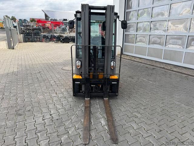 Gaffeltruck Jungheinrich EFG 215 / Triplex: 4.25m! / SS / nur 716h!