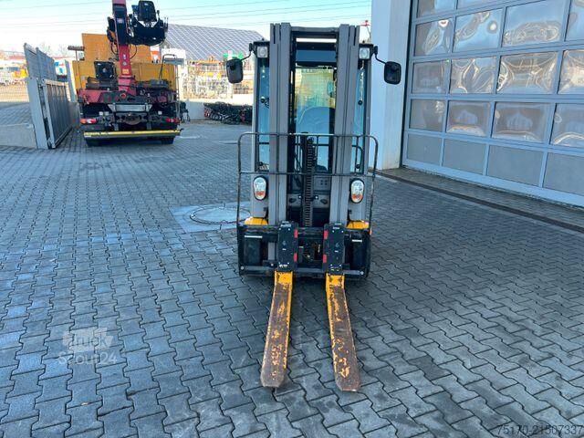 Gaffeltruck Jungheinrich EFG 215 / Triplex: 4.25m! / SS / nur 995h! Waage