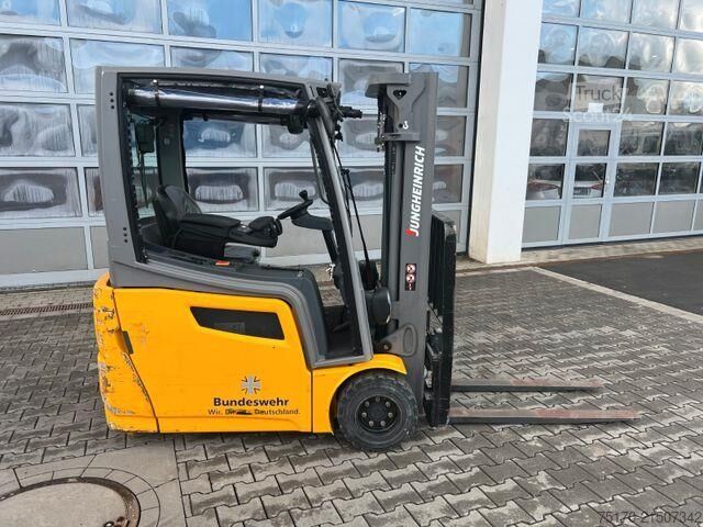 Gaffeltruck Jungheinrich EFG 218 / Triplex 4.30m / SS / nur 1.738h