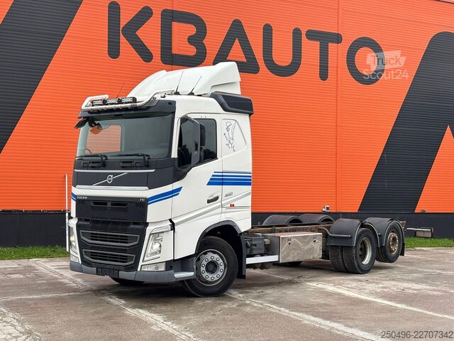 Alustan ohjaamo Volvo FH 460 6x2*4 CHASSIS L=7739 mm