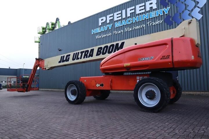 Plataforma de trabalho telescópica articulada JLG 1200SJP Diesel, 38.7m Working Height, 23.5m Reach,