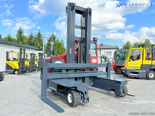 Четырёхходовой вилочный погрузчик Combilift C8000 GAS TRIPLEX 8300 WIDE POSITIONER
