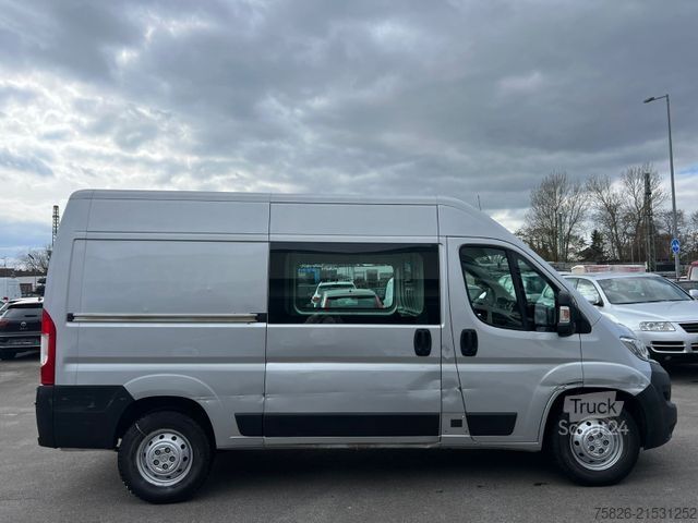 Komercijalno vozilo sa visokim krovom CITROEN Jumper 35 L2H2*1.Hand*Kamera*2*Schiebetür*AHK*