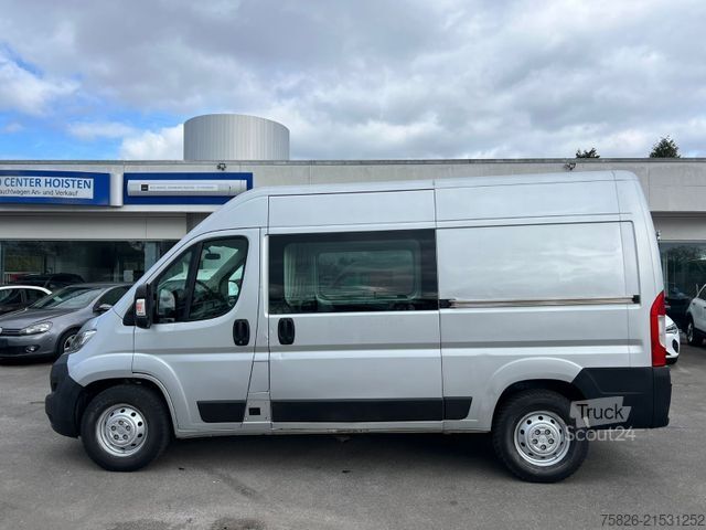 Komercijalno vozilo sa visokim krovom CITROEN Jumper 35 L2H2*1.Hand*Kamera*2*Schiebetür*AHK*