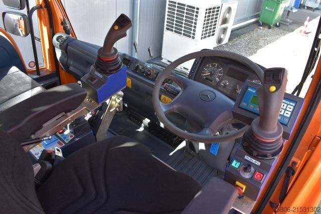 Sonstige UNIMOG U400 inkl. Böschungsmäher/Anhänger