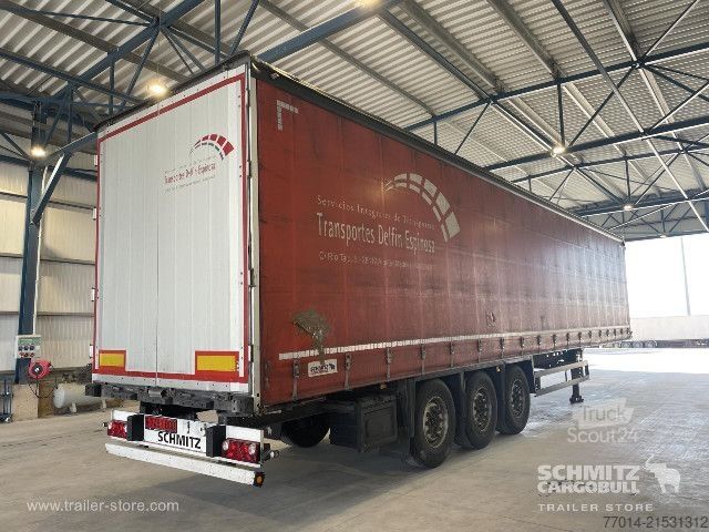Semirimorchio con telone Schmitz Cargobull Curtainsider Standard