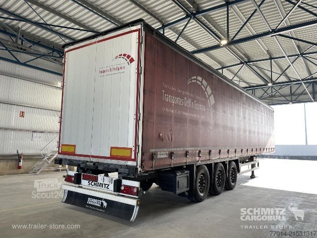 Semirimorchio con telone Schmitz Cargobull Curtainsider Standard