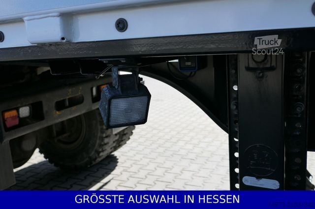 Furgona puspiekabe KRONE Rolltor LBW Liftachse Schlüssellochwände ¤429.-m