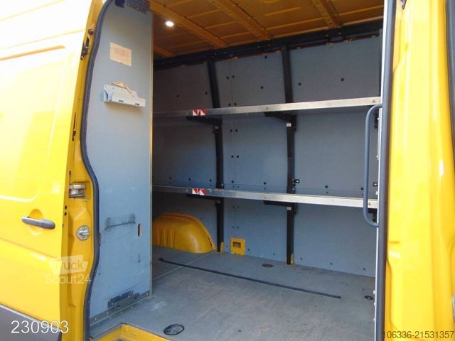 Komercijalno vozilo sa visokim krovom VOLKSWAGEN CRAFTER 35 2.0 TDI -KLIMA-REGALSYSTEM-KAMERA-