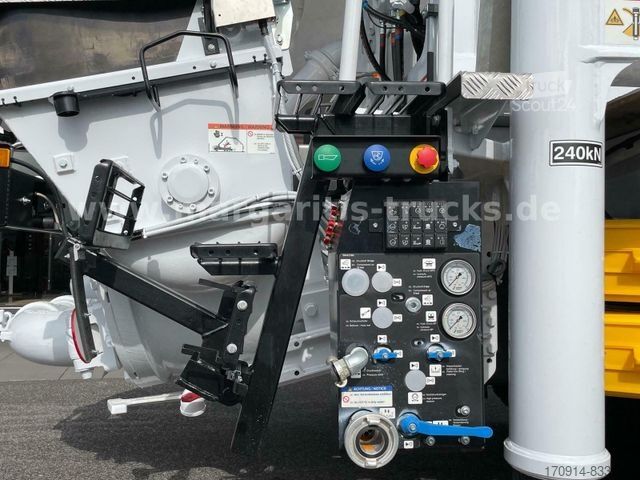 Автобетононасос MERCEDES-BENZ Arocs 4140 8x4 EURO3 Schwing S43 SX III