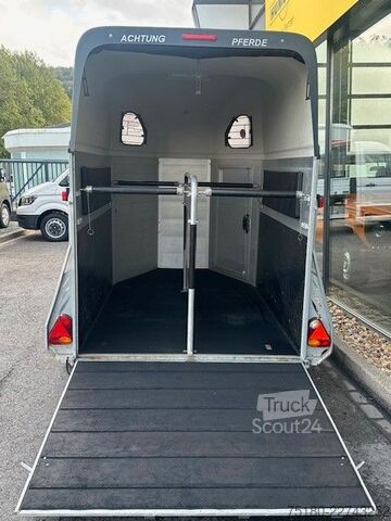 Remorcă pentru transport cai Cheval Liberté Gold 2 Pferdeanhänger Vollalu 2t.