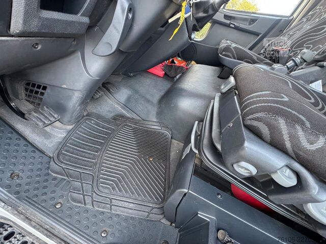 Pick-up varebil IVECO 75E16 Pritsche mit Kran Fassi