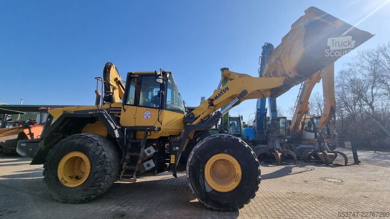 Kolesový nakladač Komatsu WA430-6