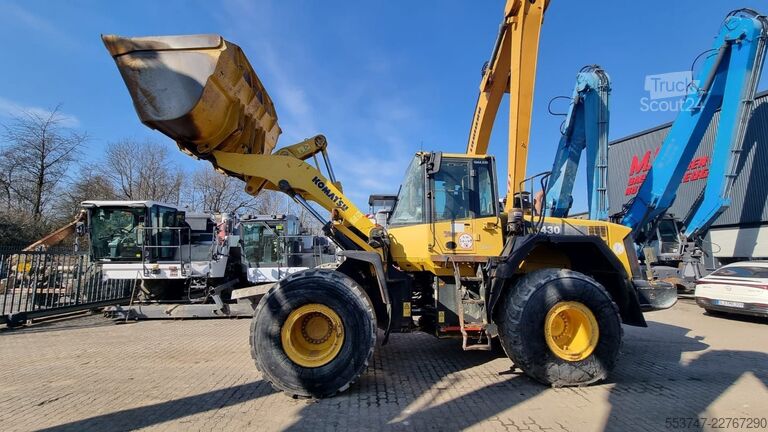 Kolesový nakladač Komatsu WA430-6