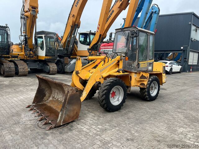 Chargeuse sur pneus Zettelmeyer ZL 602