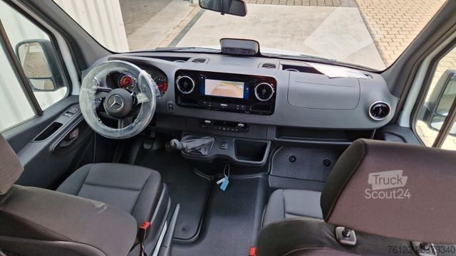 Microbuz MERCEDES-BENZ Sprinter 311 Flexi Boden Rolli Doppel AC