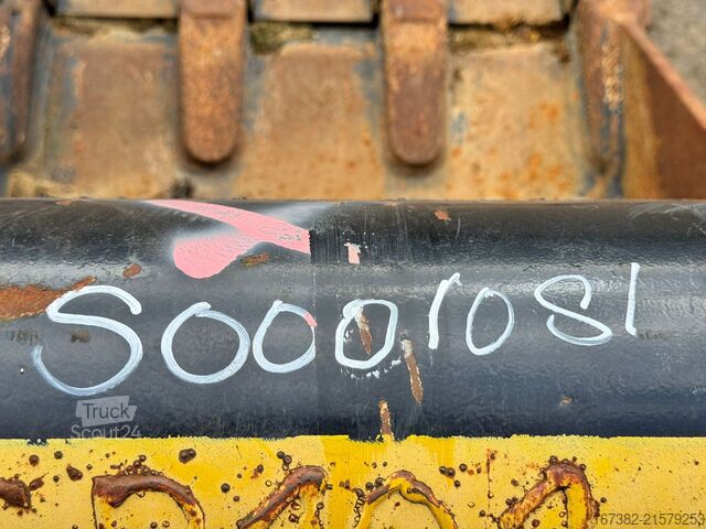 Excavator Caterpillar CAT Excavation bucket CW 40 HH3 / 9000