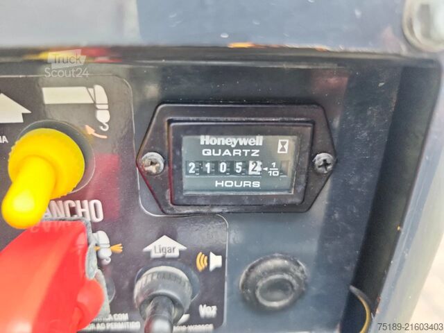 Мини кран Unic URW 295 CDMER