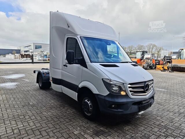 BE-SZM Mercedes-Benz Sprinter 519 CDI BE Tractor