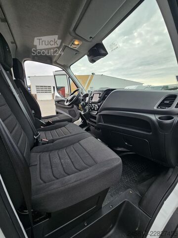 Furgon blaszak Iveco Daily 38s14e