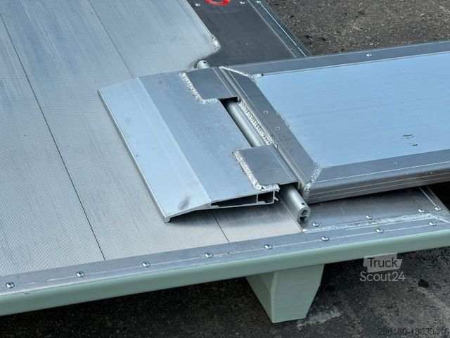 Car carrier van MERCEDES-BENZ Sprinter 519 CDI CAZOO Sportwagentransporter