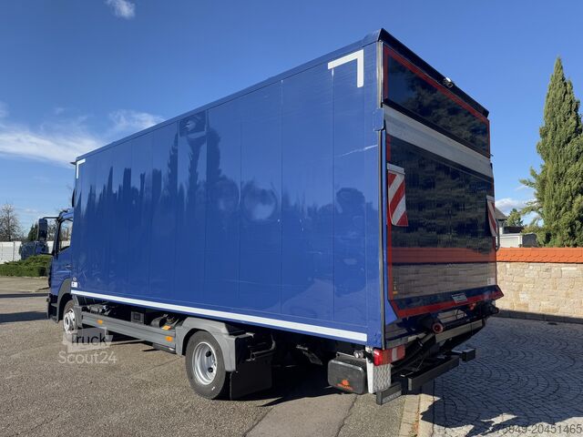 Atego 818 L carrocería 6,15 m, plataforma elevadora, aire acondicionado, suspensión neumática Mercedes-Benz Atego 818 L Koffer 6,15m LBW, Klima, Luf
