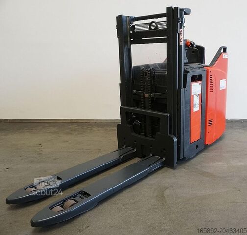 Handmatige stapelaar Linde D 12 SP 133