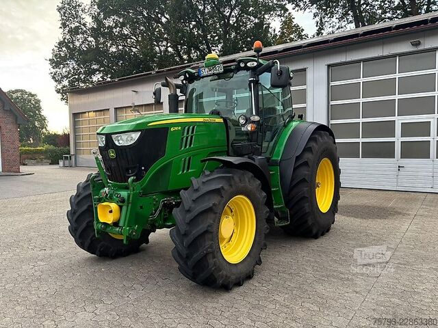 Traktor John Deere 6210R
