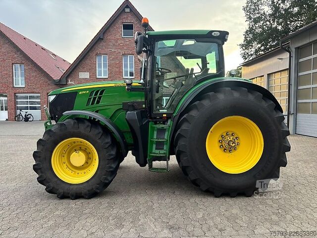 Traktor John Deere 6210R