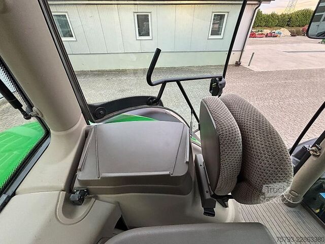 Traktor John Deere 6210R