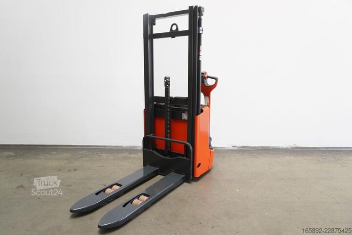 Rankinis keltuvas Linde L 12 1172