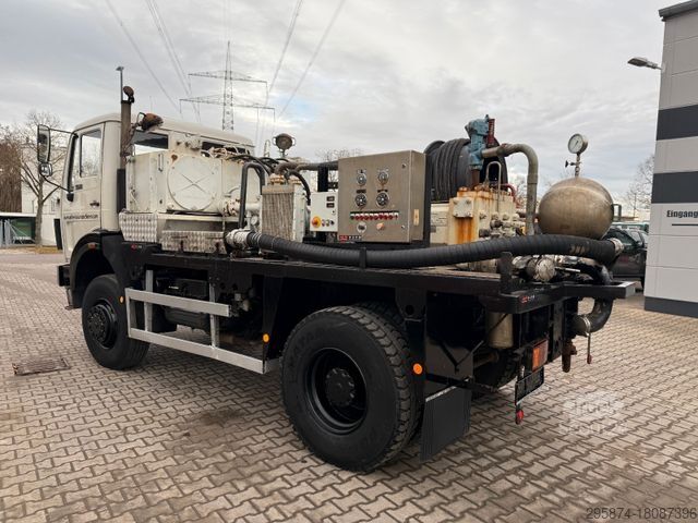 Vacuum tank truck MERCEDES-BENZ 1928 NG 4x4 V8 Hochdruckpumpe Uraca KD412