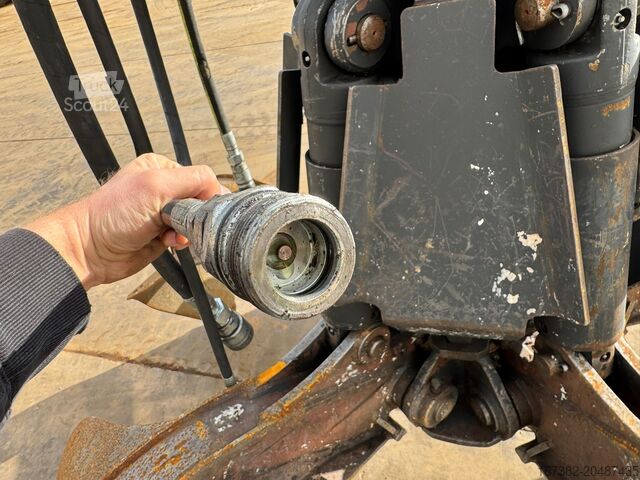 Pinza HGT 5 Tyne Grapple MT3.6-B-0600-5-HG