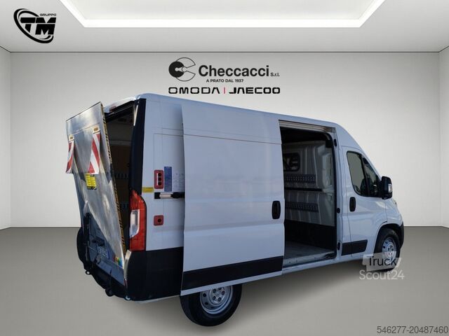 фургон-пикап Peugeot Boxer