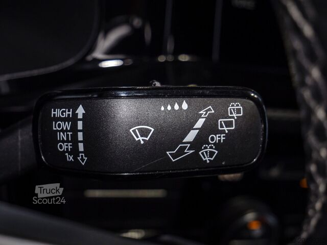 Minibús VW T6 Multivan Generation SIX AHK ACC LED NAVI