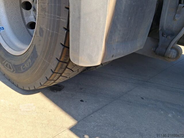 Substâncias perigosas DAF CF 440 ADR 02-2027 *