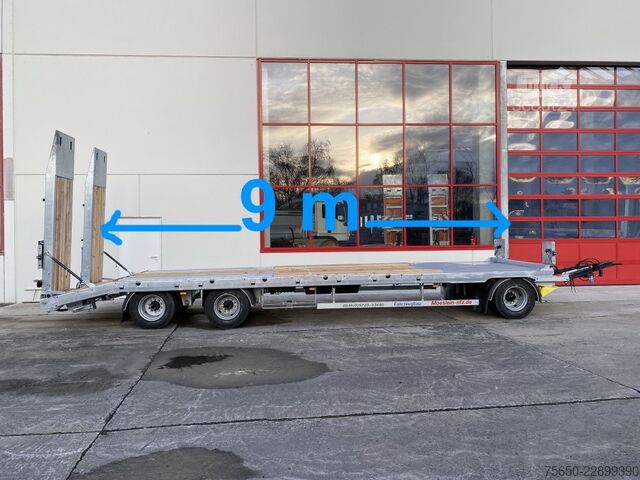Tieflader Anhänger Möslein T 3-9,20 F Blatt  3 Achs Tieflader mit gerader Ladefläche 9 m, Neufahrzeug
