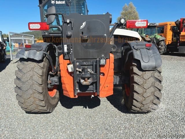 Telehandler BOBCAT TL 38.70 HF AGRI*1.Hand*Klappschaufel
