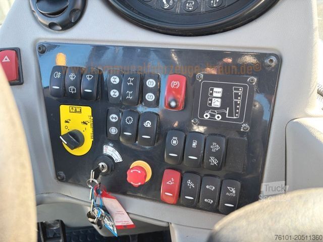 Telehandler BOBCAT TL 38.70 HF AGRI*1.Hand*Klappschaufel