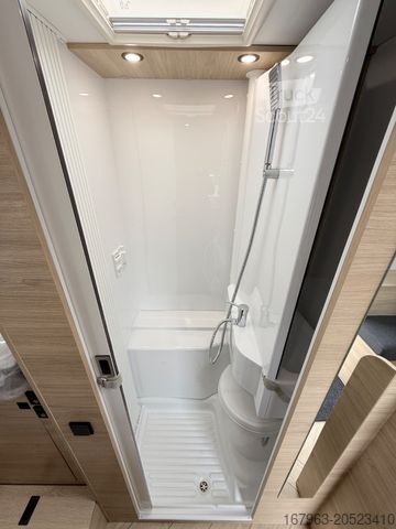 Félintegrált lakóautó CHAUSSON S697 Sport Line `26