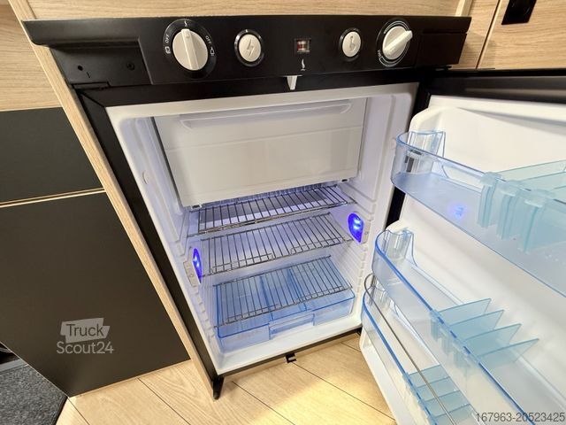 Teilintegriertes Wohnmobil CHAUSSON S697 Sport Line `26