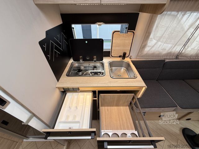 Teilintegriertes Wohnmobil CHAUSSON 650 Titanium Line ~ Modell `26