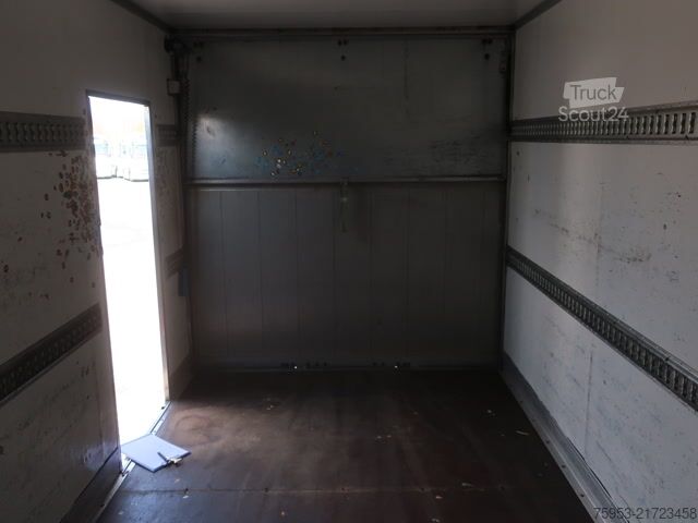 Dostavno vozilo s kesonom Mercedes Benz 516CDI Isokoffer Ladebordwand Klima