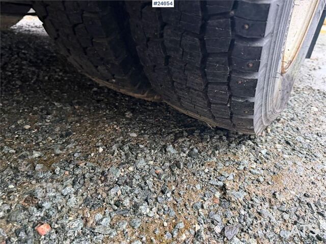 Ремарке на платформата Iveco eurocargo 100E21