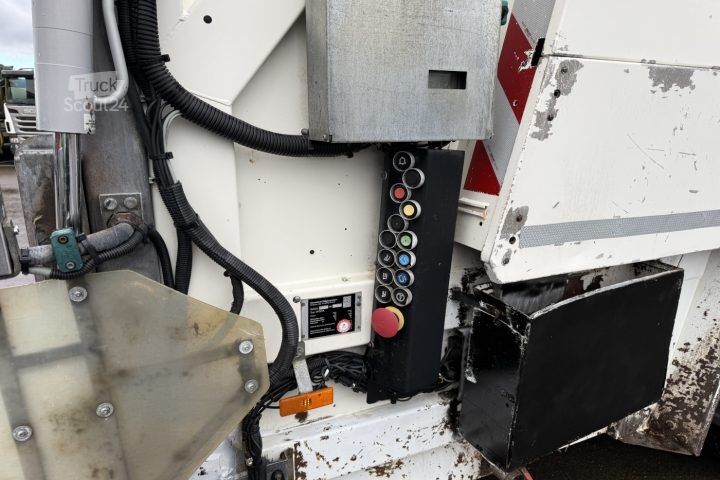 Müllwagen Scania G440 6x2 Faun / Swiss-Vehicle