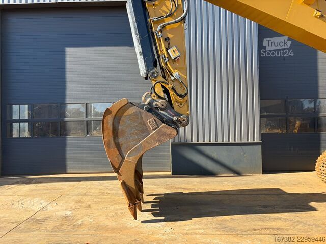 Pelle sur chenilles Caterpillar 340 07B