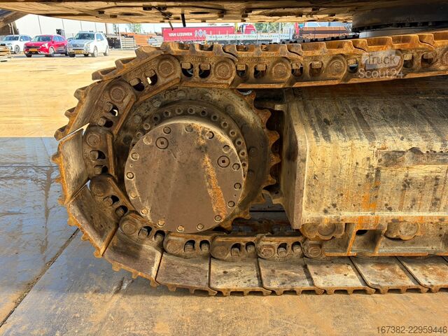 Pelle sur chenilles Caterpillar 340 07B