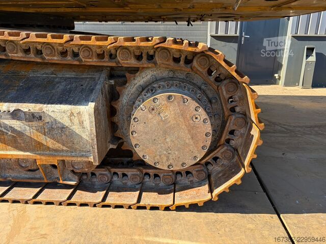 Pelle sur chenilles Caterpillar 340 07B